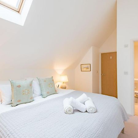 The Loft At Emperor Court By Bloom Stays كانتربيري المظهر الخارجي الصورة